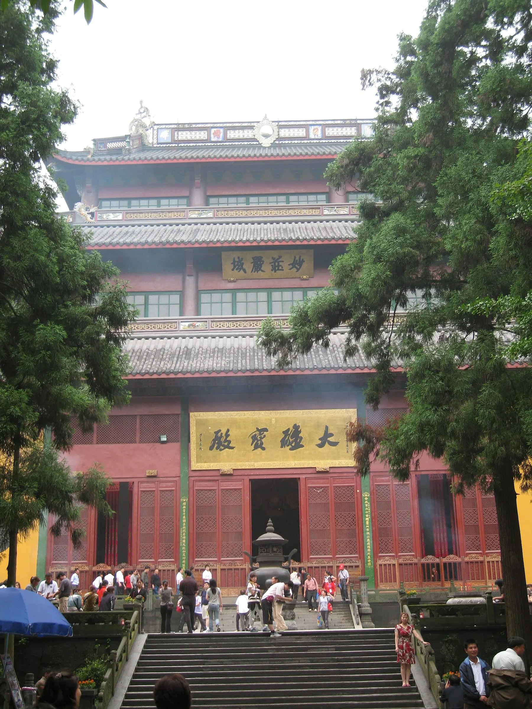 Lingyin Flying Peak (Feilai Feng)